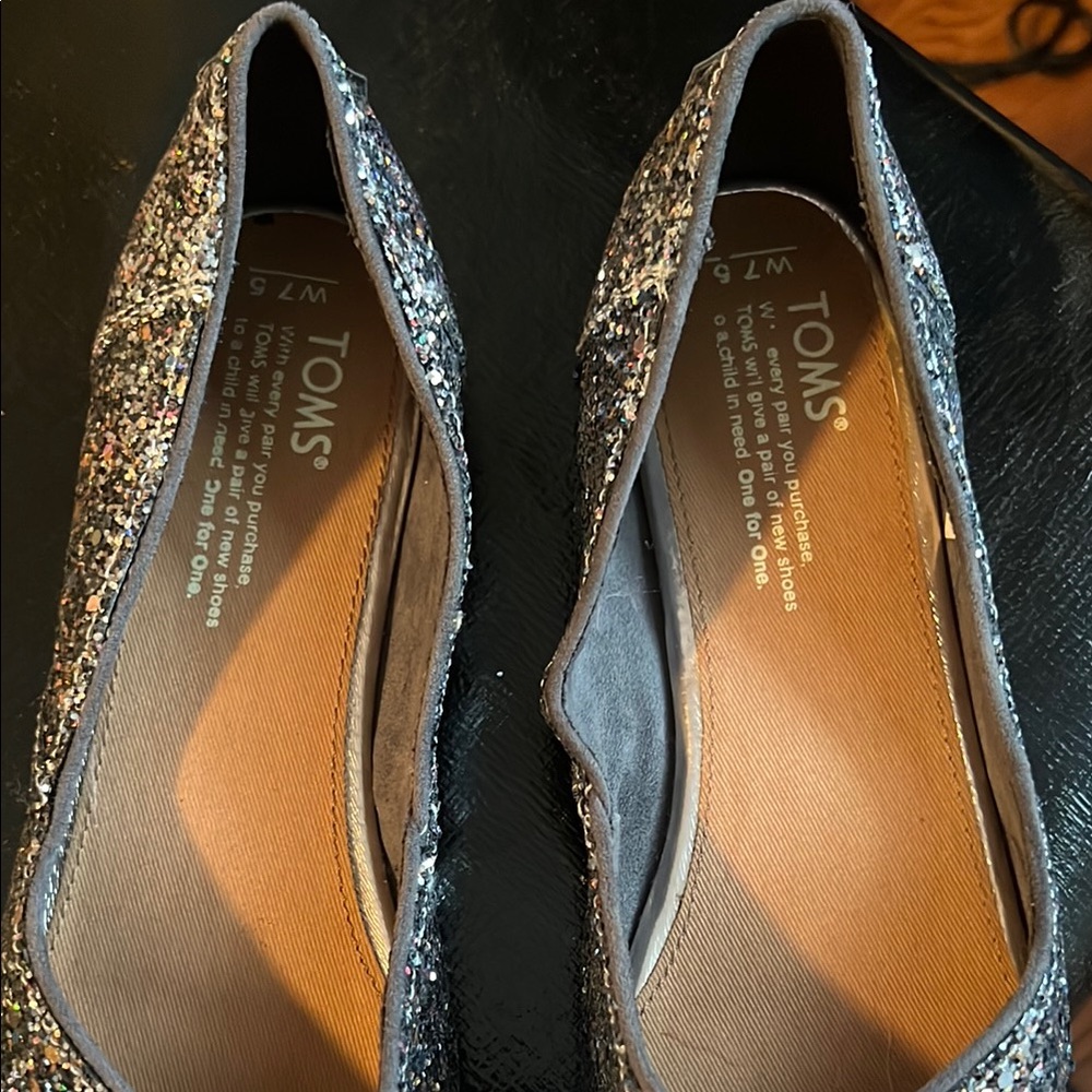 TOMS Women's Glitter Ballet Flats - 7.5, Like New
